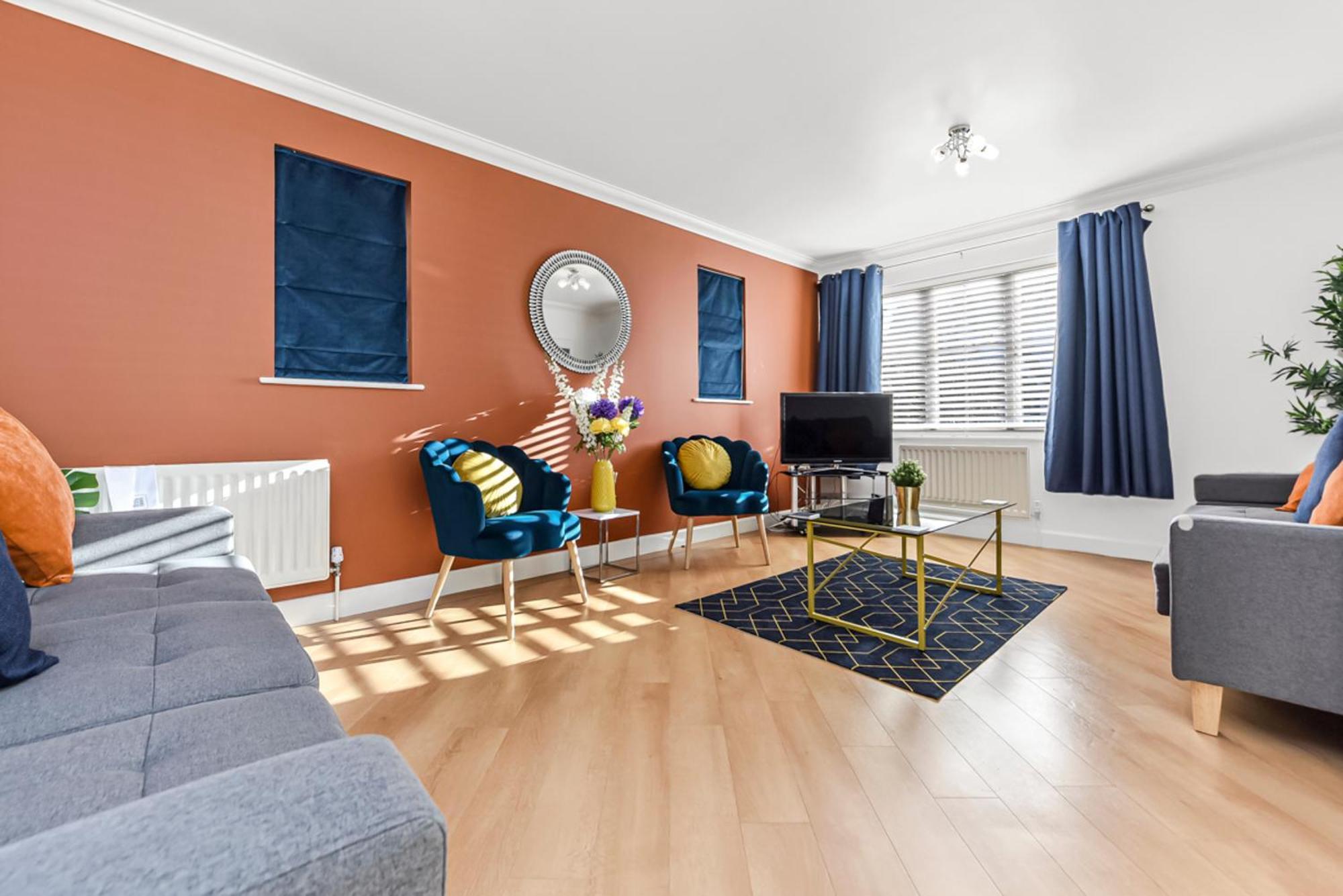 The Woodlands, Shortstay, Ideal For Families, Relocation, Contractors, Travel Stay Horley Exterior photo